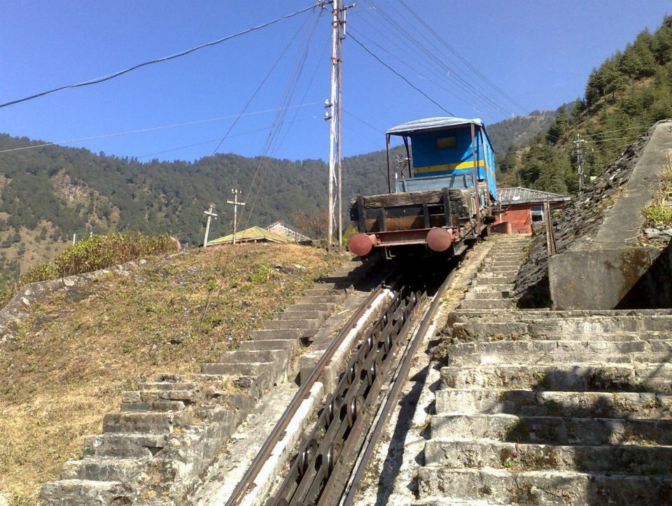 Haulage trolley 18 - hill station