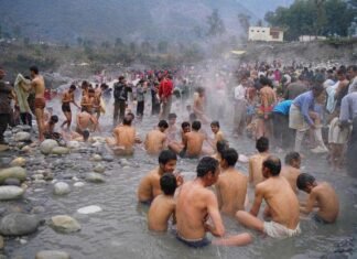 hot water springs of himachal pradesh